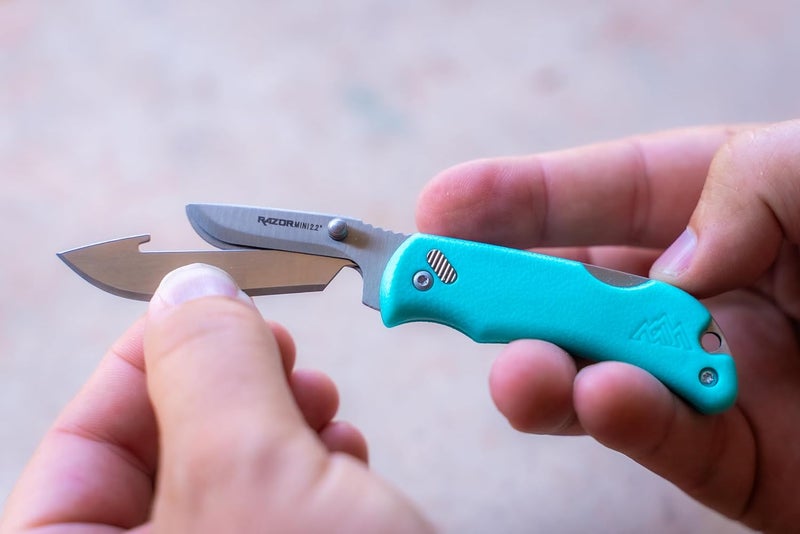 Outdoor Edge Razor Mini Folding Pocket Knife - Compact 2.2" EDC with RazorSafe Replaceable Blades - Perfect Small Everyday Carry - Includes 2 Replaceable Drop Point Blades - Great Gift for Women - Image 3